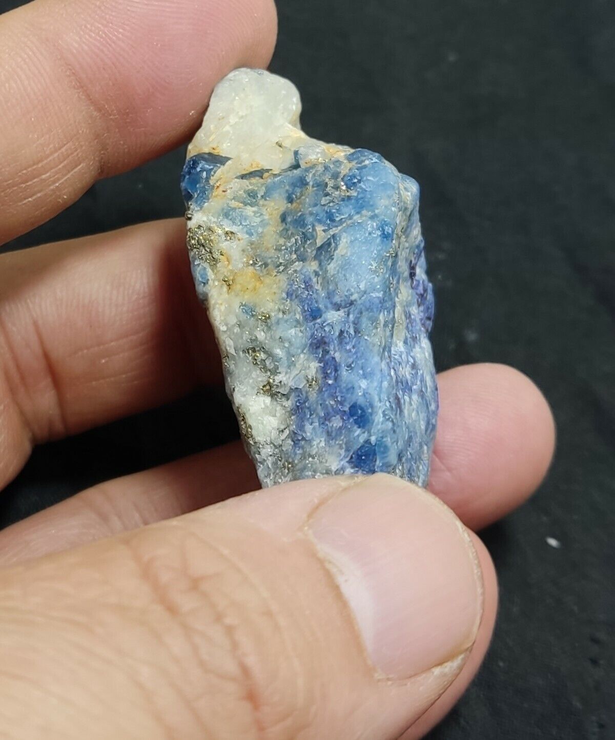 Amazing specimen of fluorescent sodalite-Lazurite with pyrite on matrix 53 grams