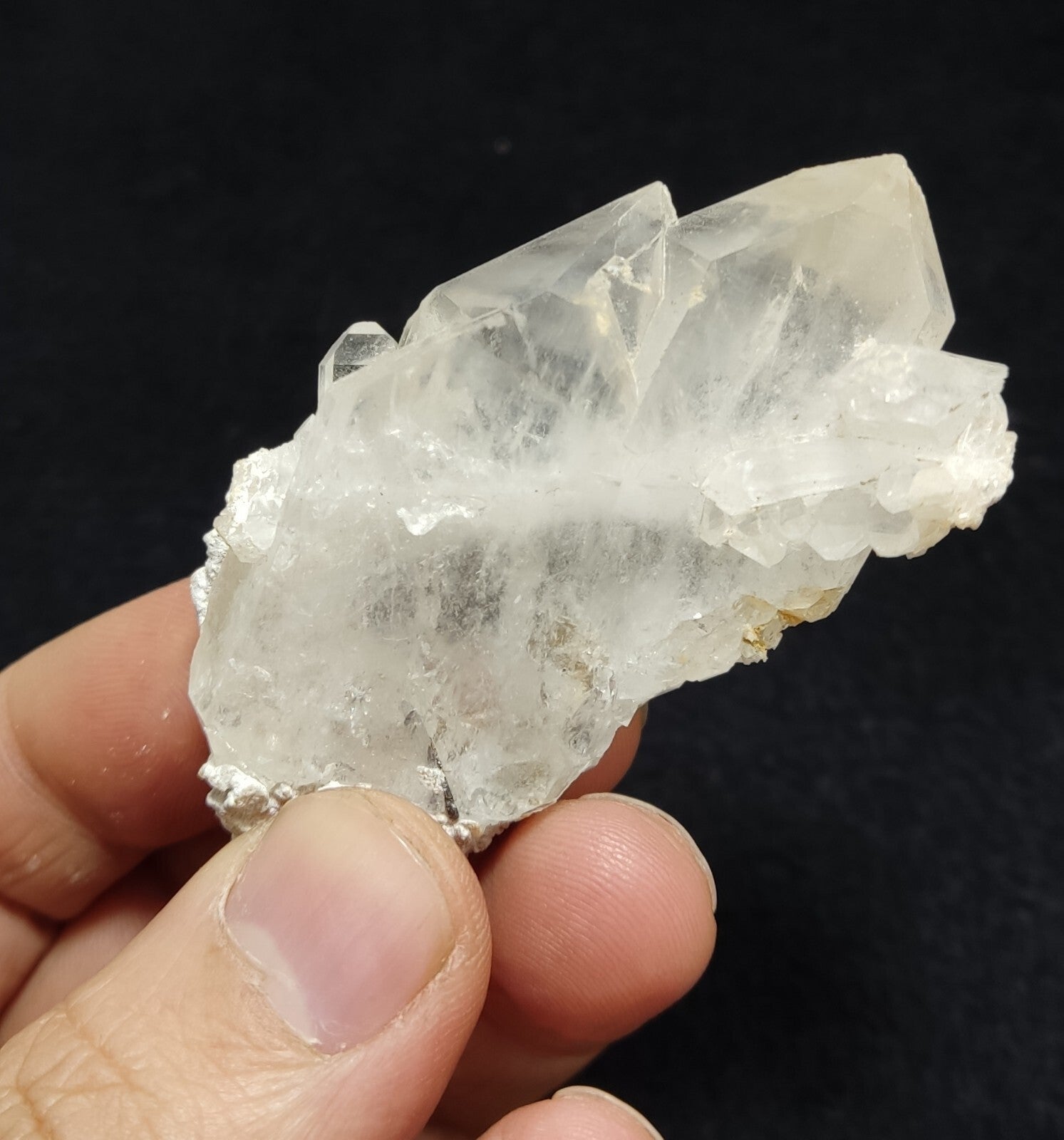 An Aesthetic terminated faden Quartz crystal specimen 53 grams