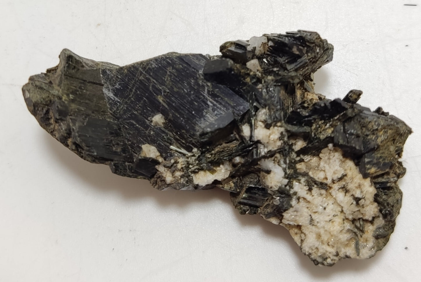 An aesthetic specimen of terminated aegirine crystal cluster 13 grams