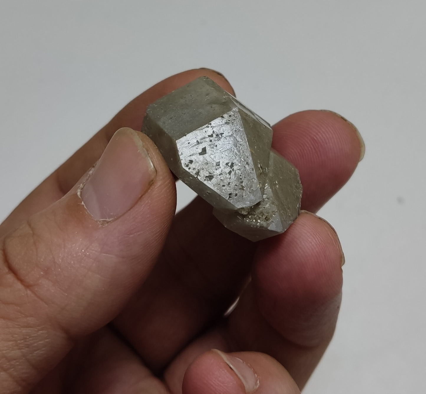An aesthetic crystyof lodolite/chlorite Quartz 24 grams