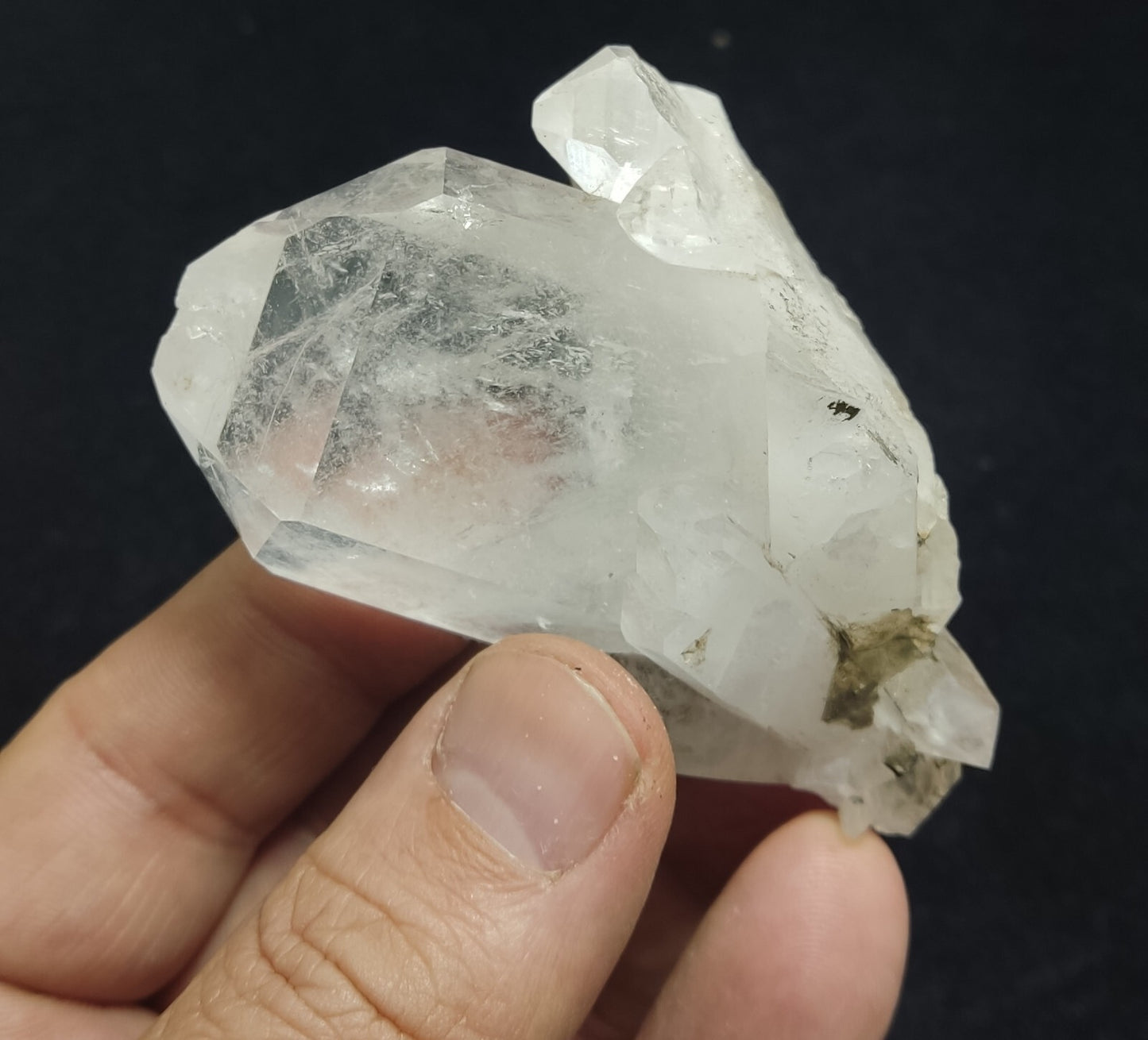An Aesthetic terminated specimen of Quartz 104 grams