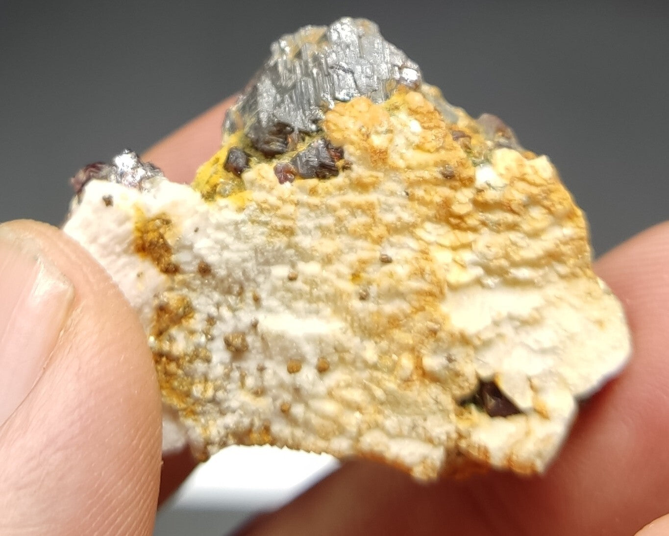 An aesthetic specimen of spessartine garnets on albite/feldspar 15 grams