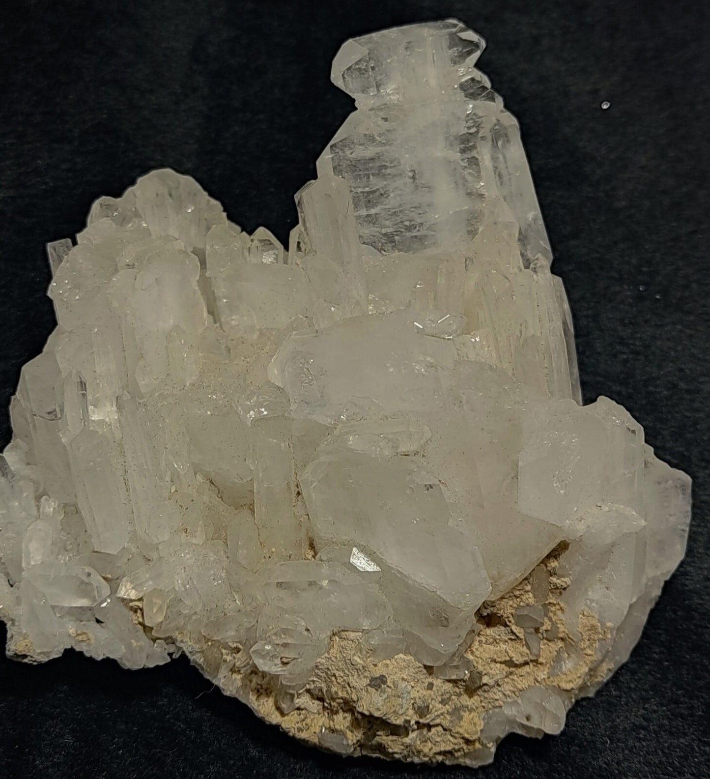 An Aesthetic Specimen Of Faden Quartz Cluster 295 grams