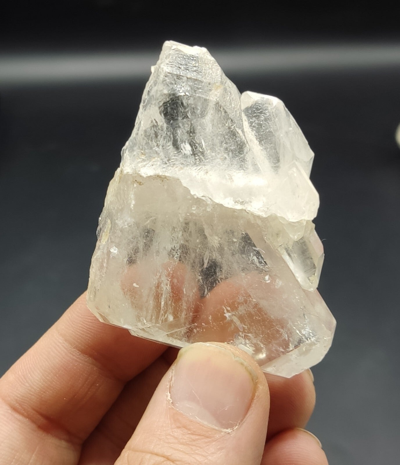 An Aesthetic terminated Quartz crystal specimen 65 grams