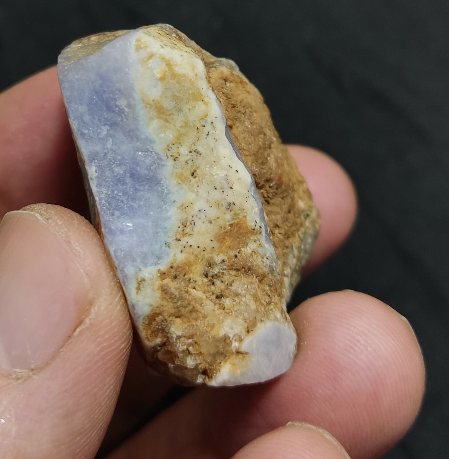 An amazing specimen of rough hackmanite chunk Tenebrescent 48 grams