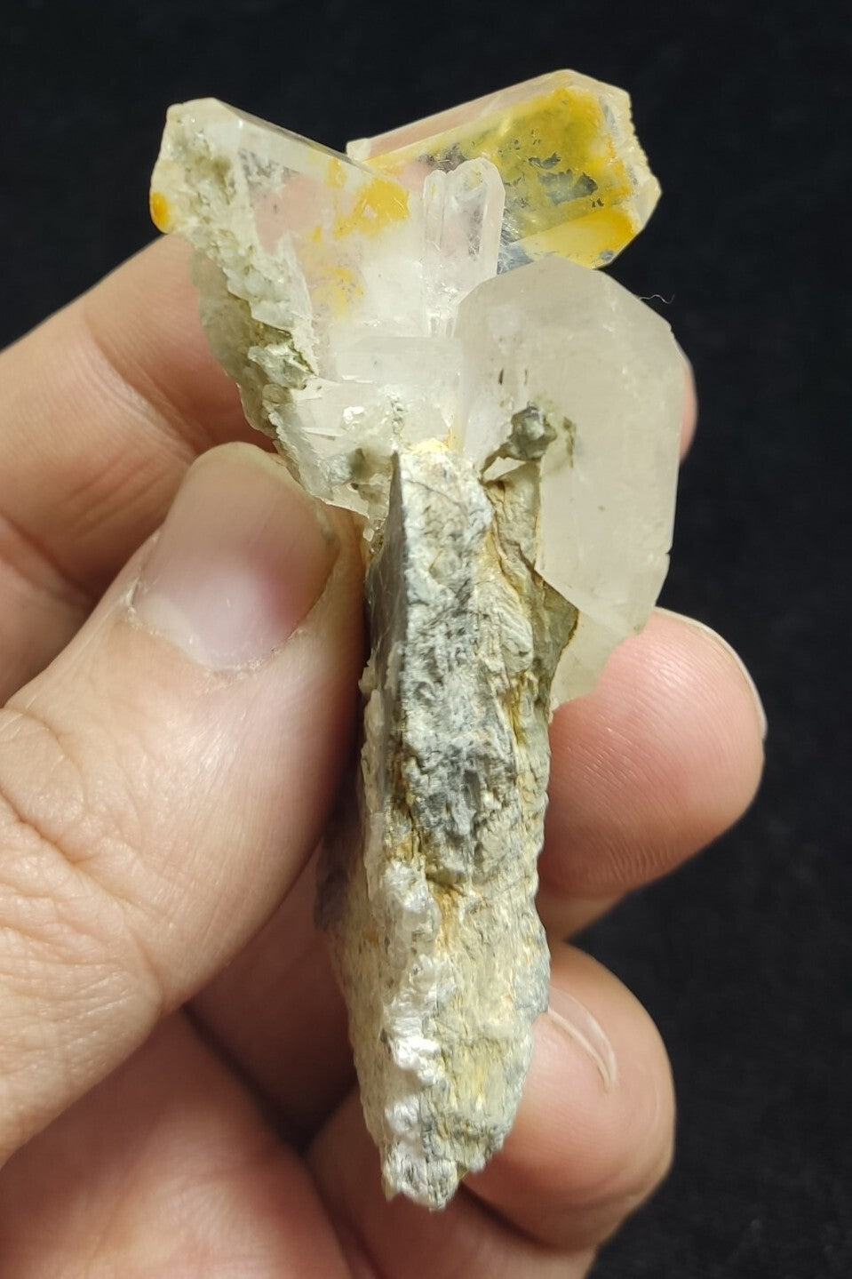 An Aesthetic Natural beautifully terminated Quartz specimen 57 grams