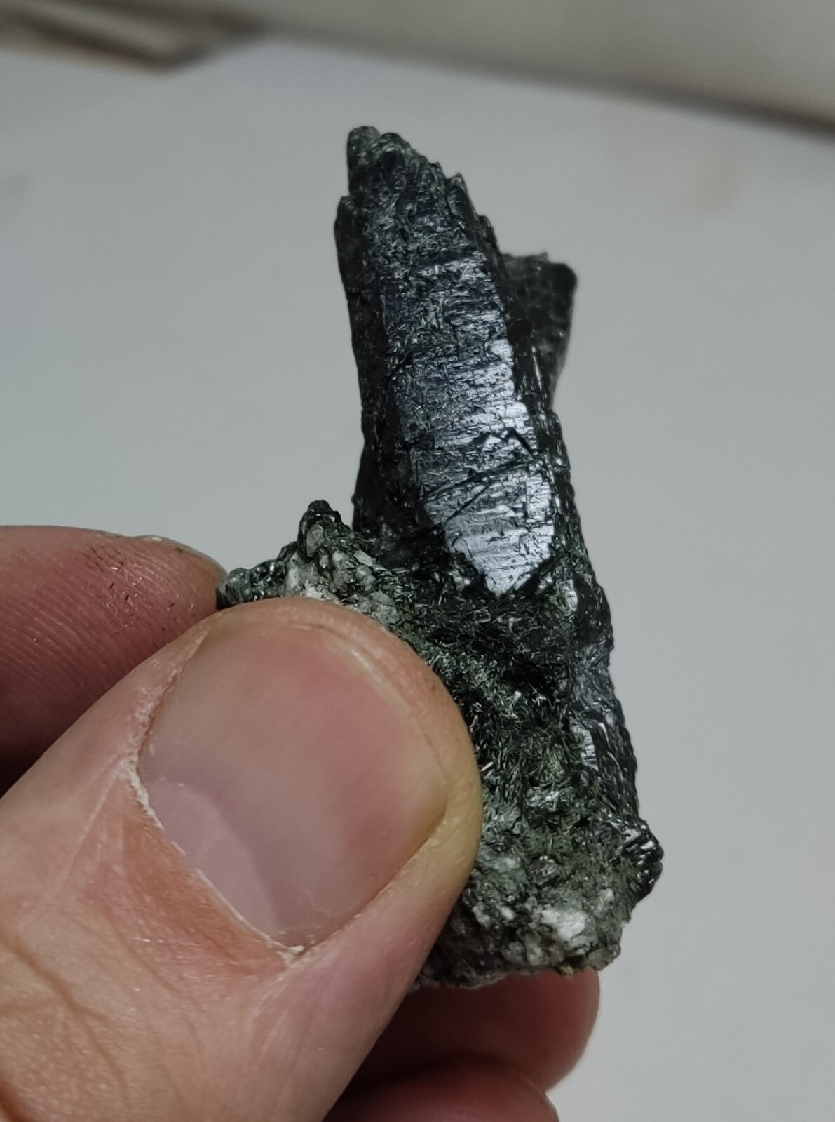 An Aesthetic Natural terminated Chlorite Quartz crystal specimen 32 grams