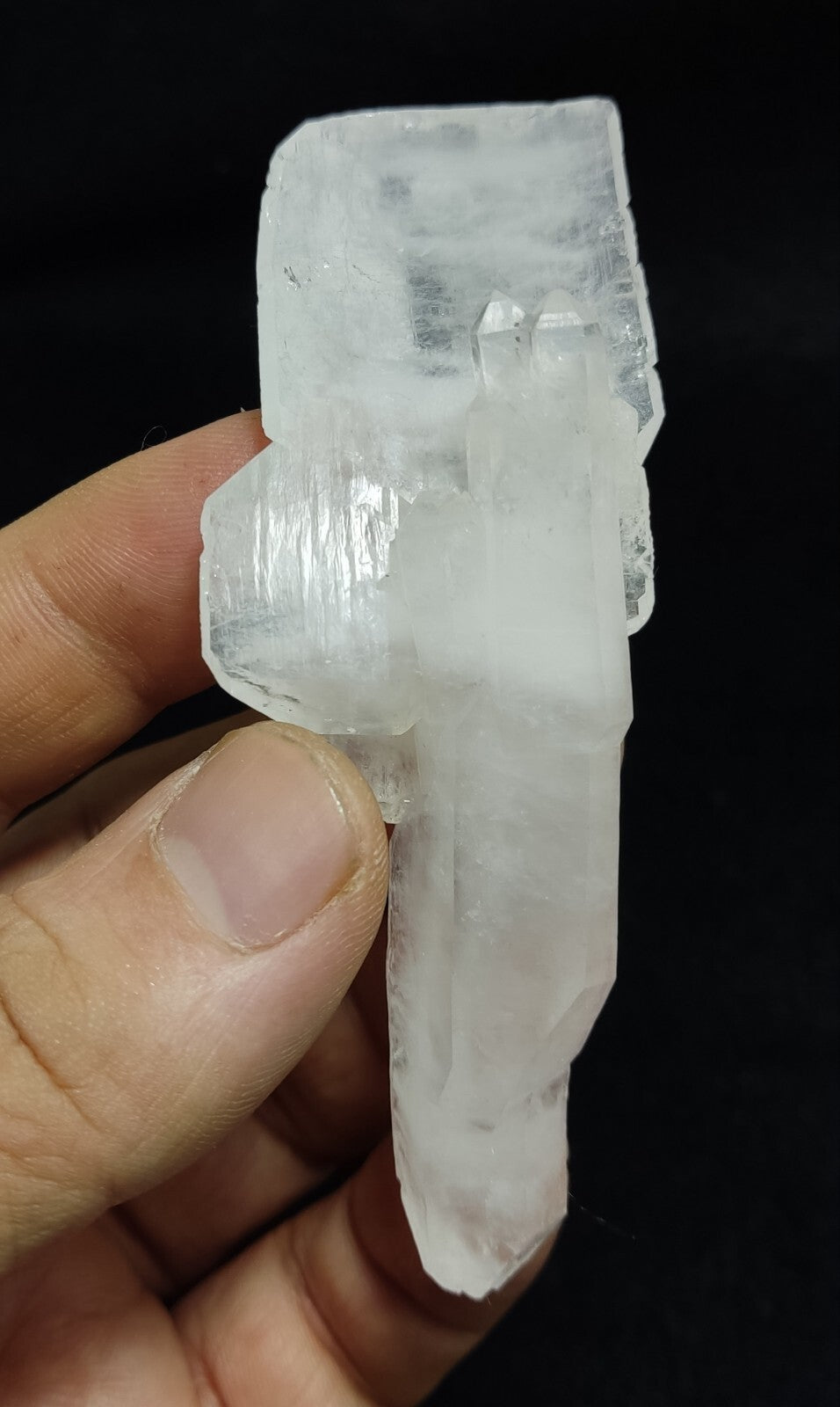 An aesthetic specimen of terminated faden Quartz crystal 54 grams