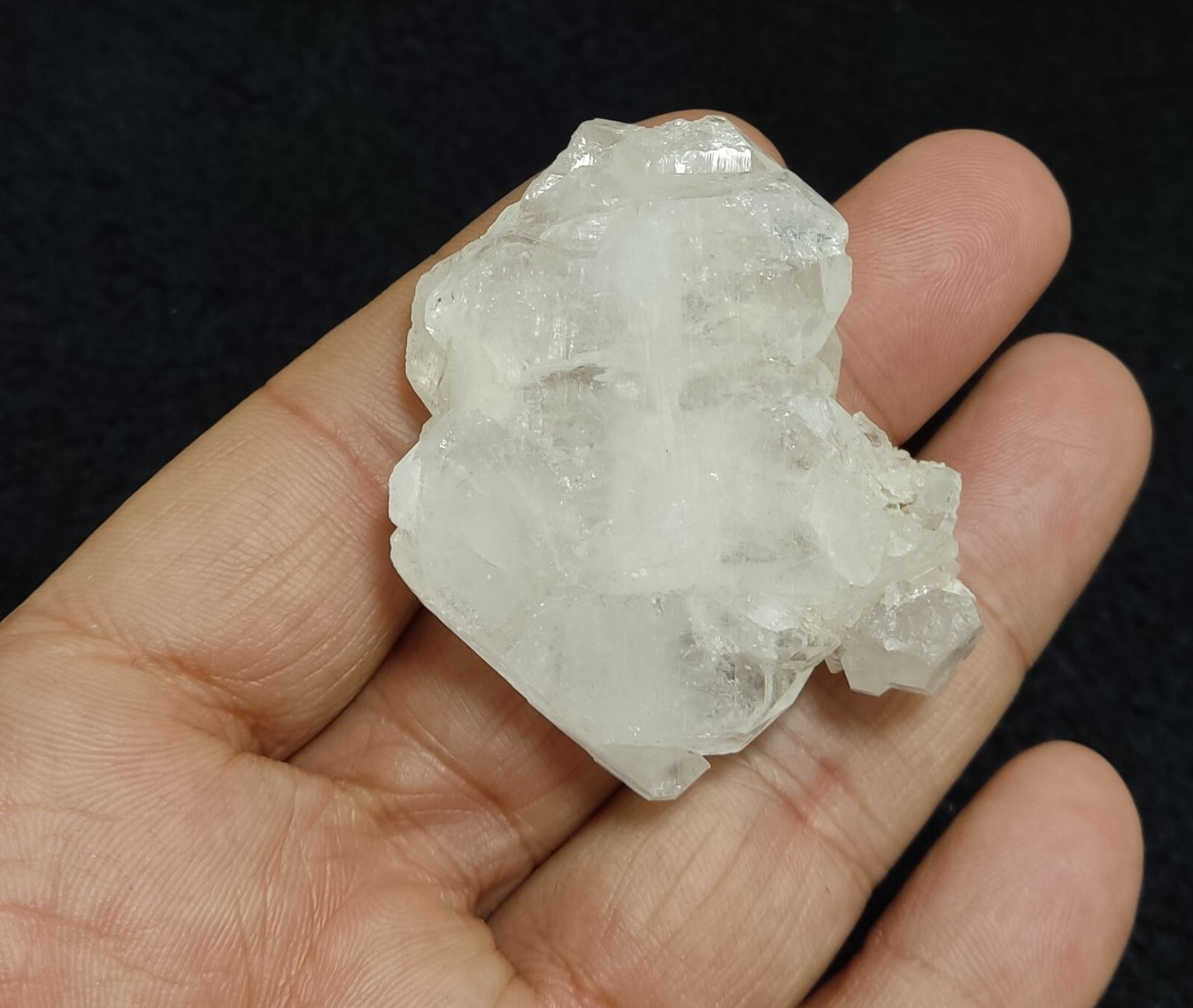 An Aesthetic Natural beautifully terminated faden Quartz crystal 42 grams