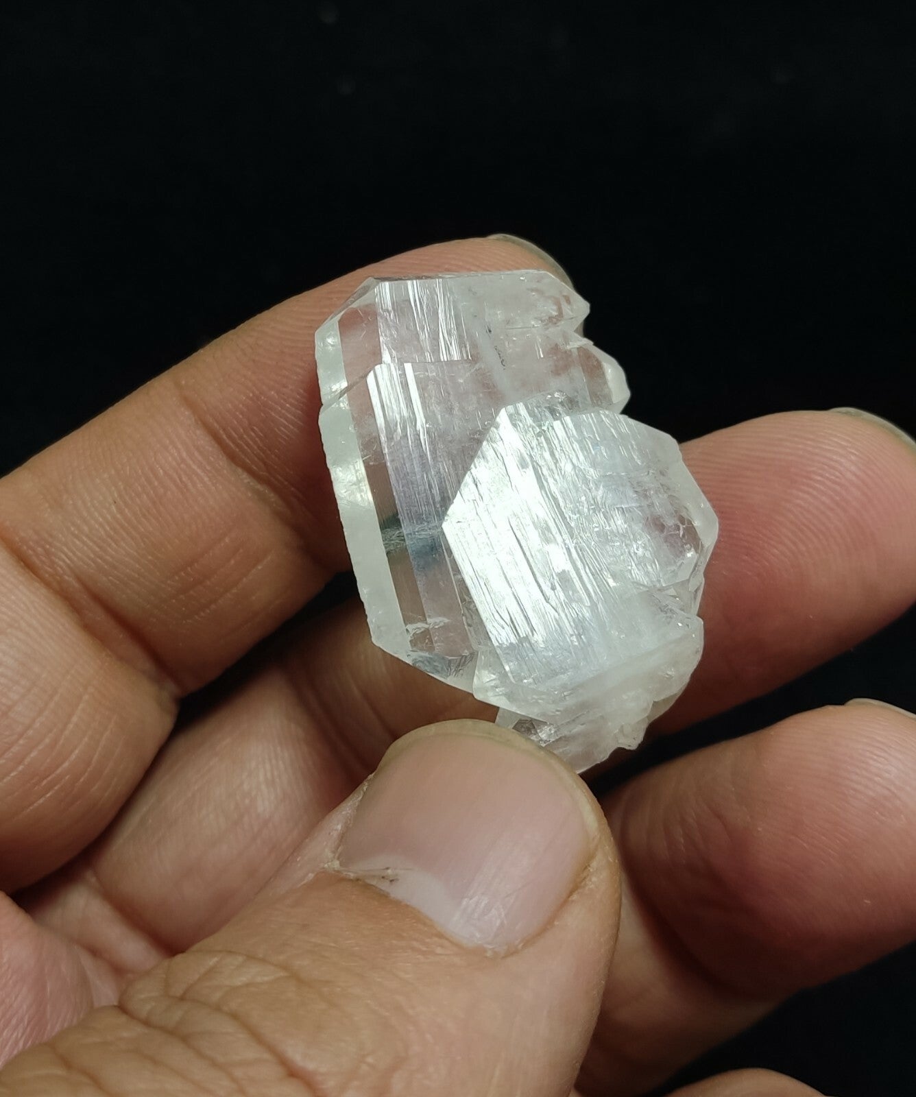 An amazing specimen of terminated faden Quartz crystal 10.5 grams