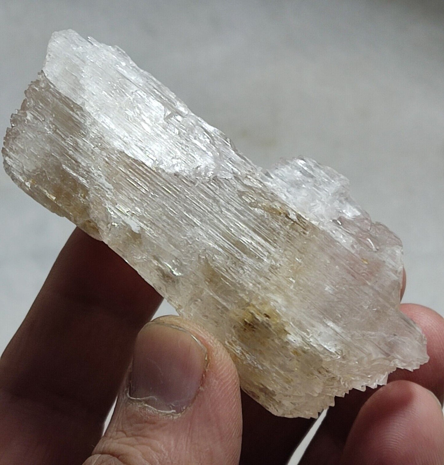 A very Aesthetic Natural fully etched spodumene crystal 107 grams
