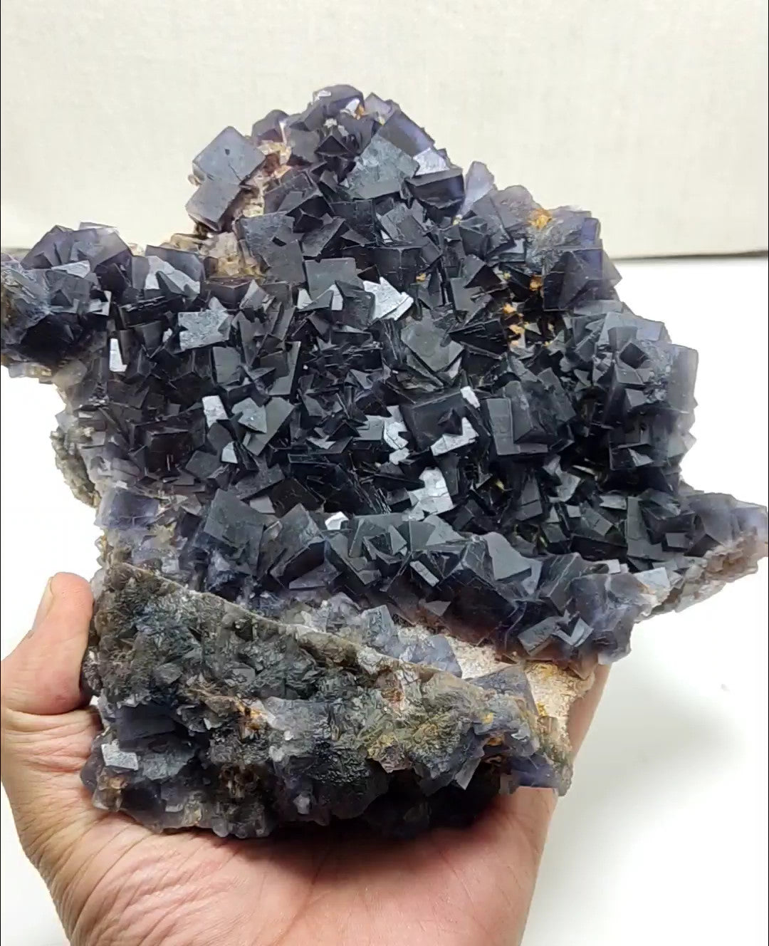 An amazing specimen of cubic light purple Fluorite 1830 grams
