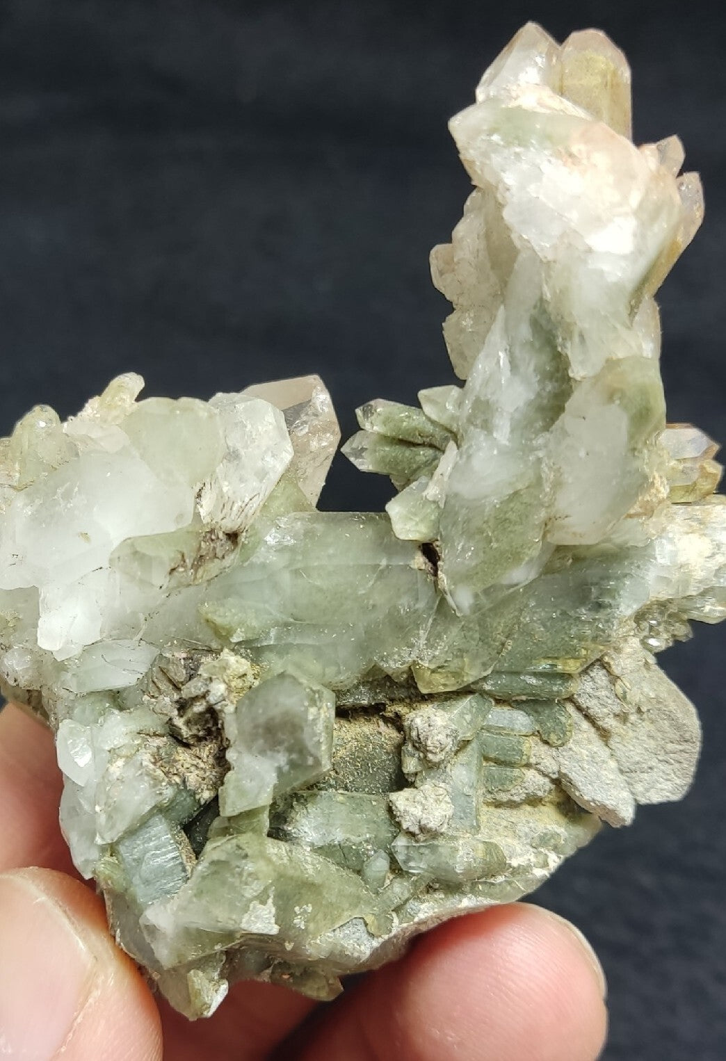 Chlorite Quartz cluster with iron inclusions 79 grams