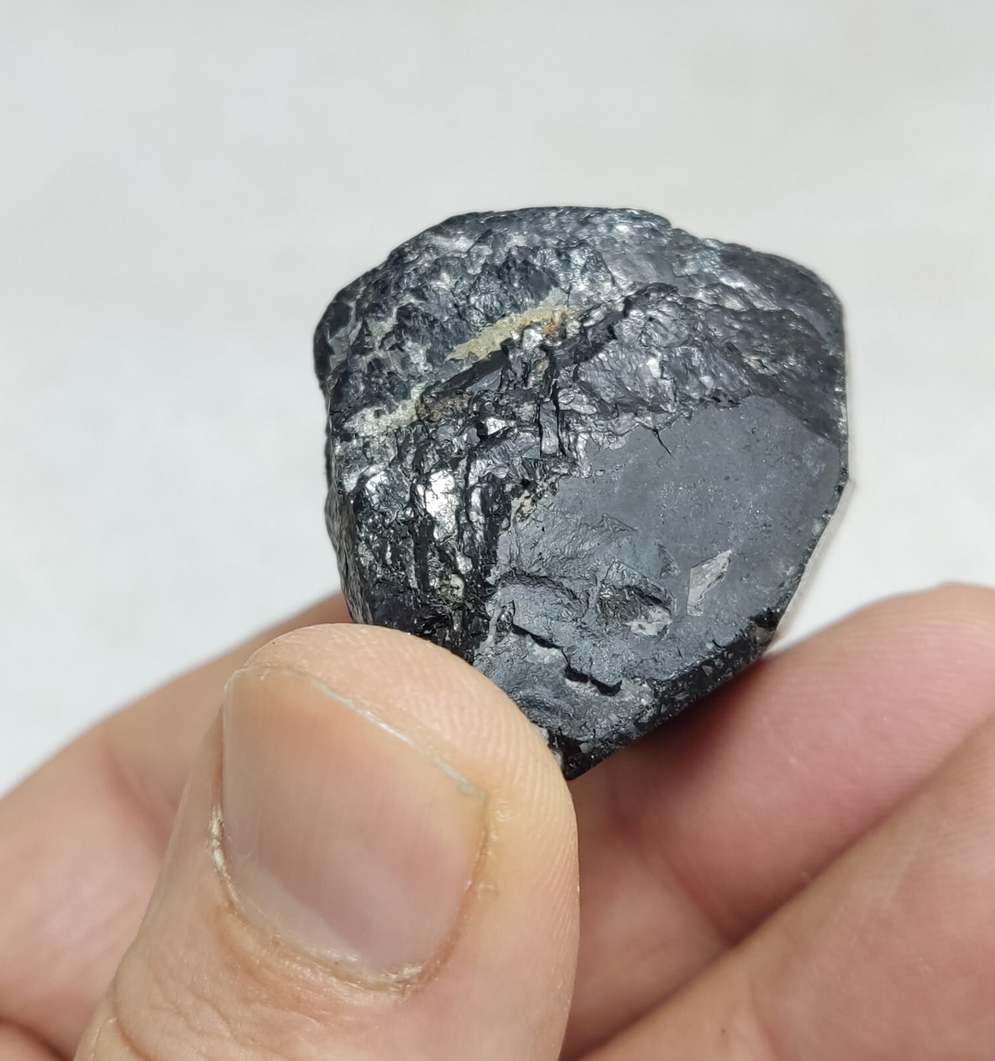 An amazing specimen of terminated black tourmaline 62 grams