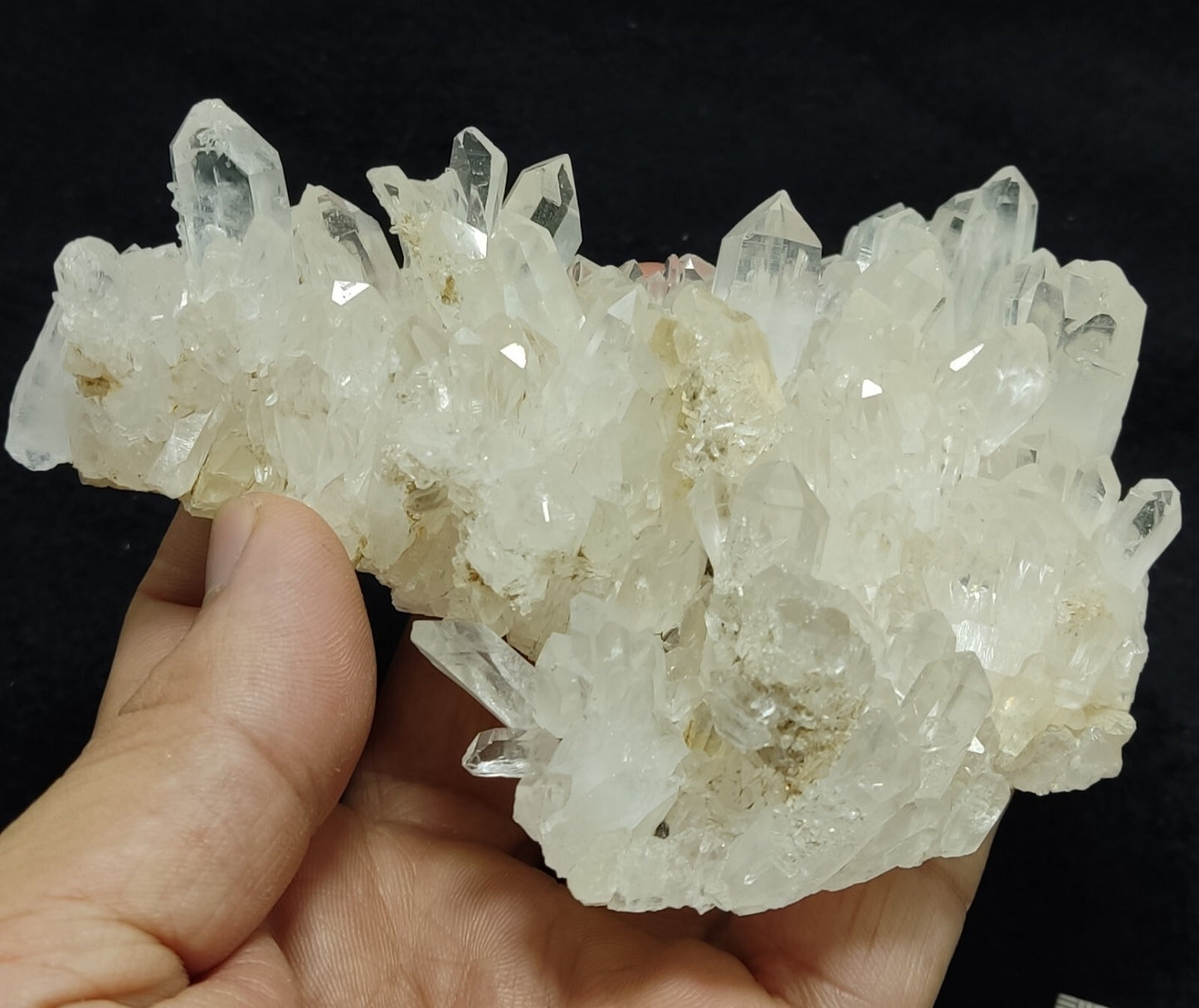 An Aesthetic terminated specimen of Quartz cluster 262 grams