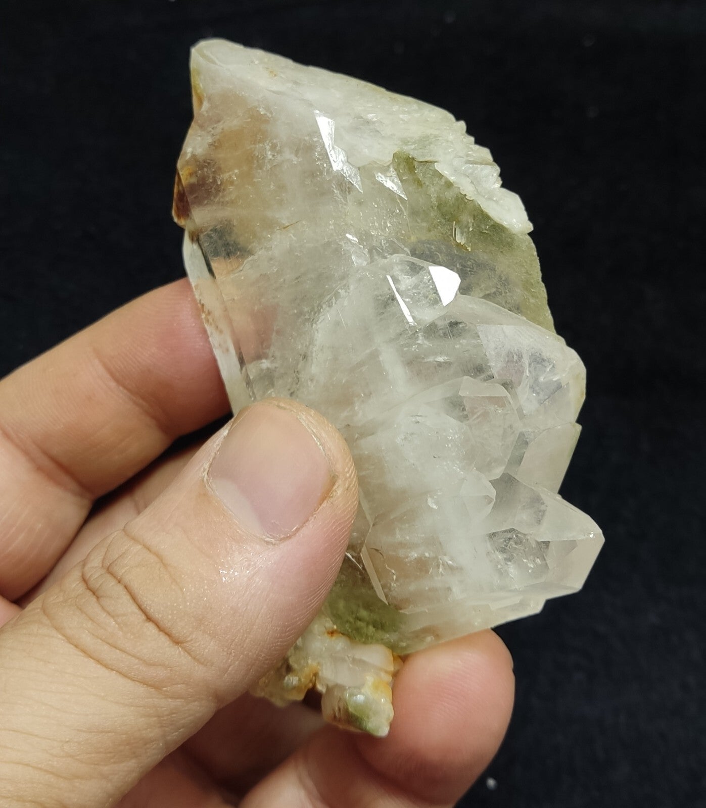 An Aesthetic Natural terminated quartz with Chlorite and iron stains 98 grams
