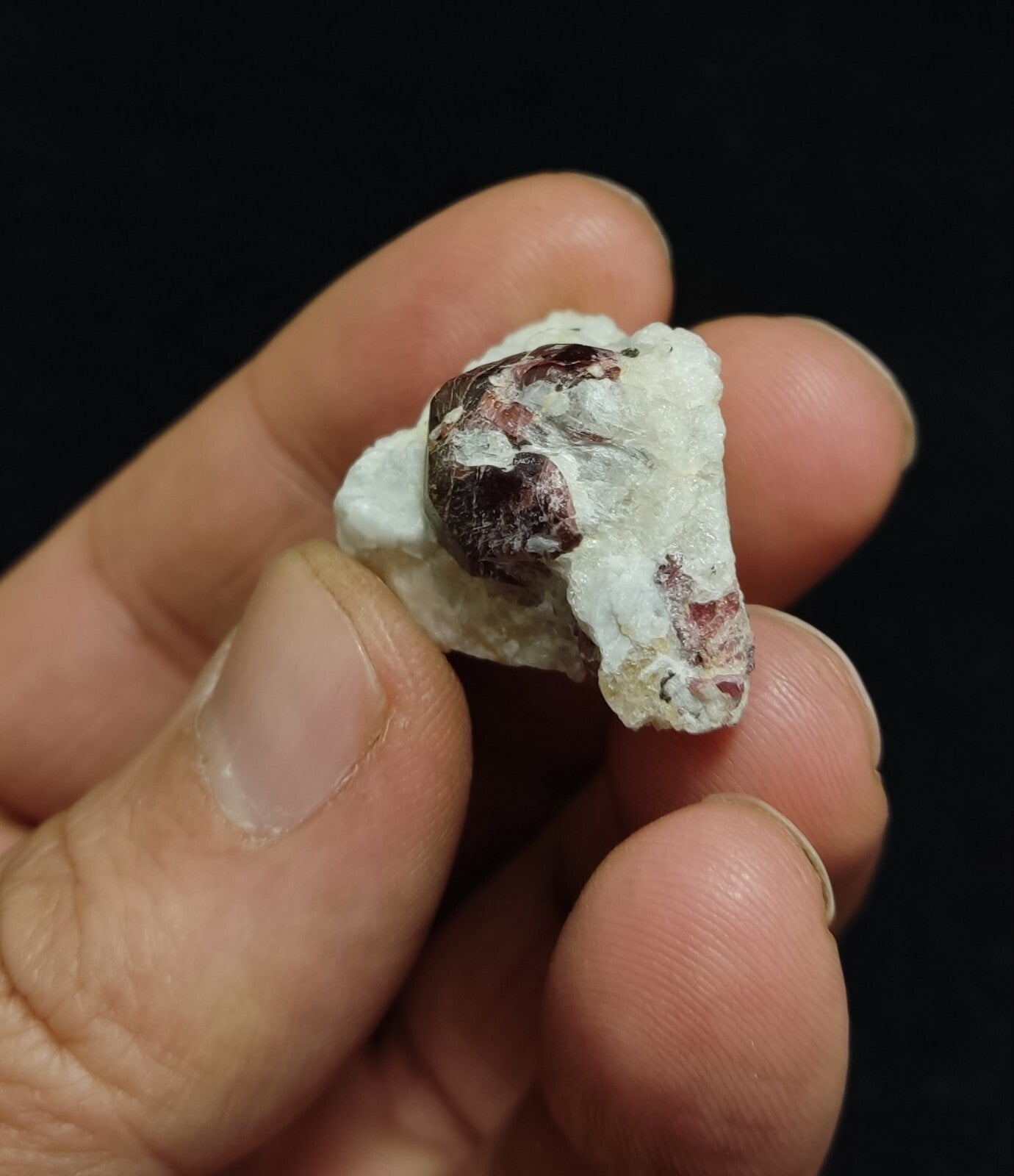 An aesthetic specimen of spessartine garnet on albite/feldspar 13 grams