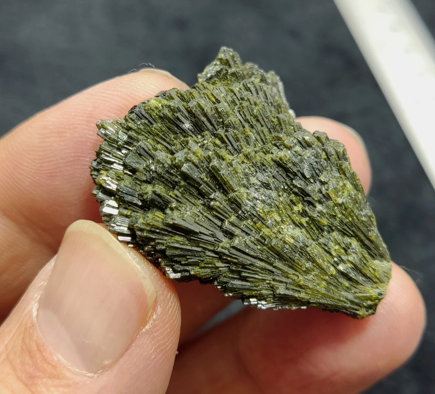 Single natural Epidote Crystal spray formations 22 grams