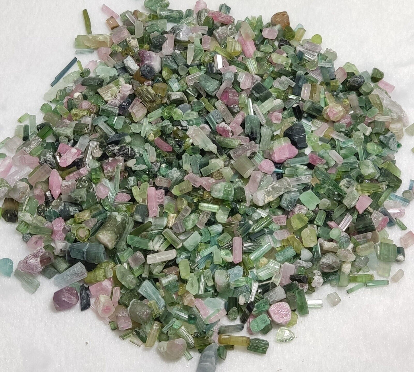 280 grams tourmaline crystals