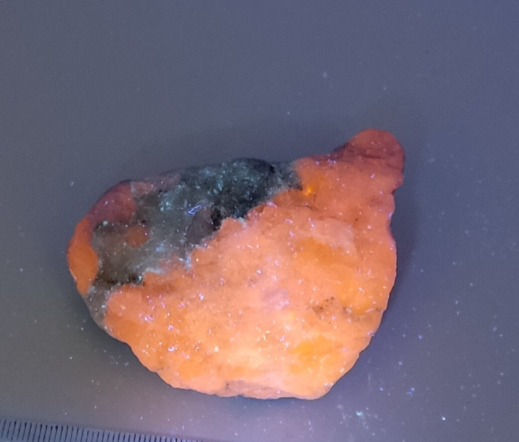 An amazing specimen of hackmanite highly Tenebrescent 124 grams