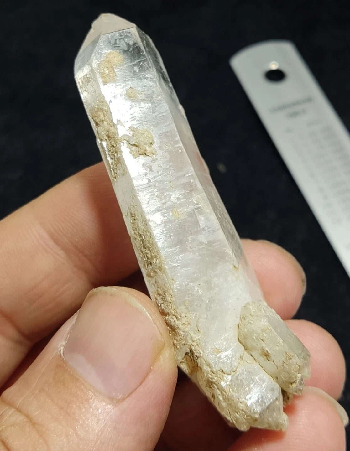 Single Aesthetic Quartz Crystal With Faden Signs 34 grams