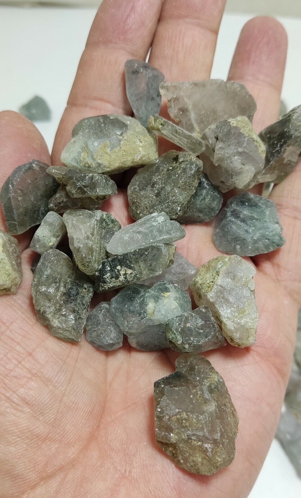 1000 grams Natural apatite