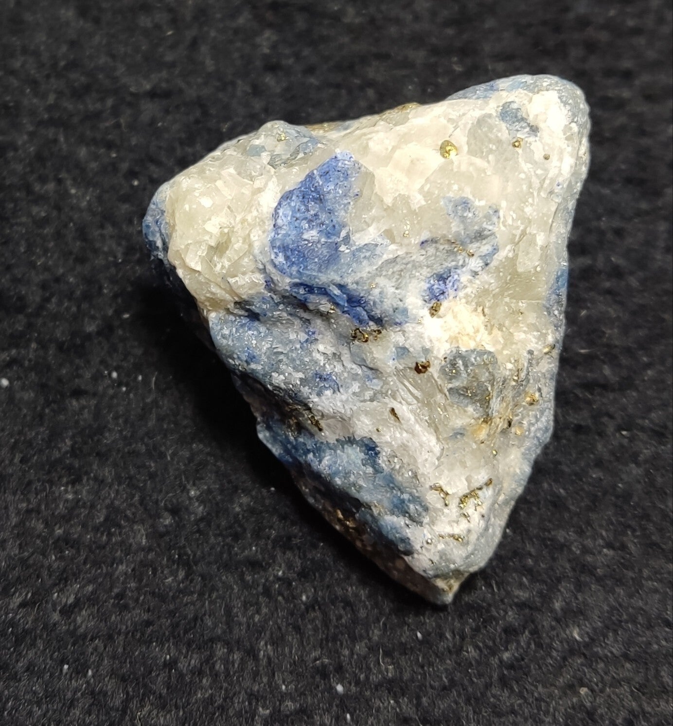 An Aesthetic specimen of fluorescent lazurite on matrix with pyrite 44 grams