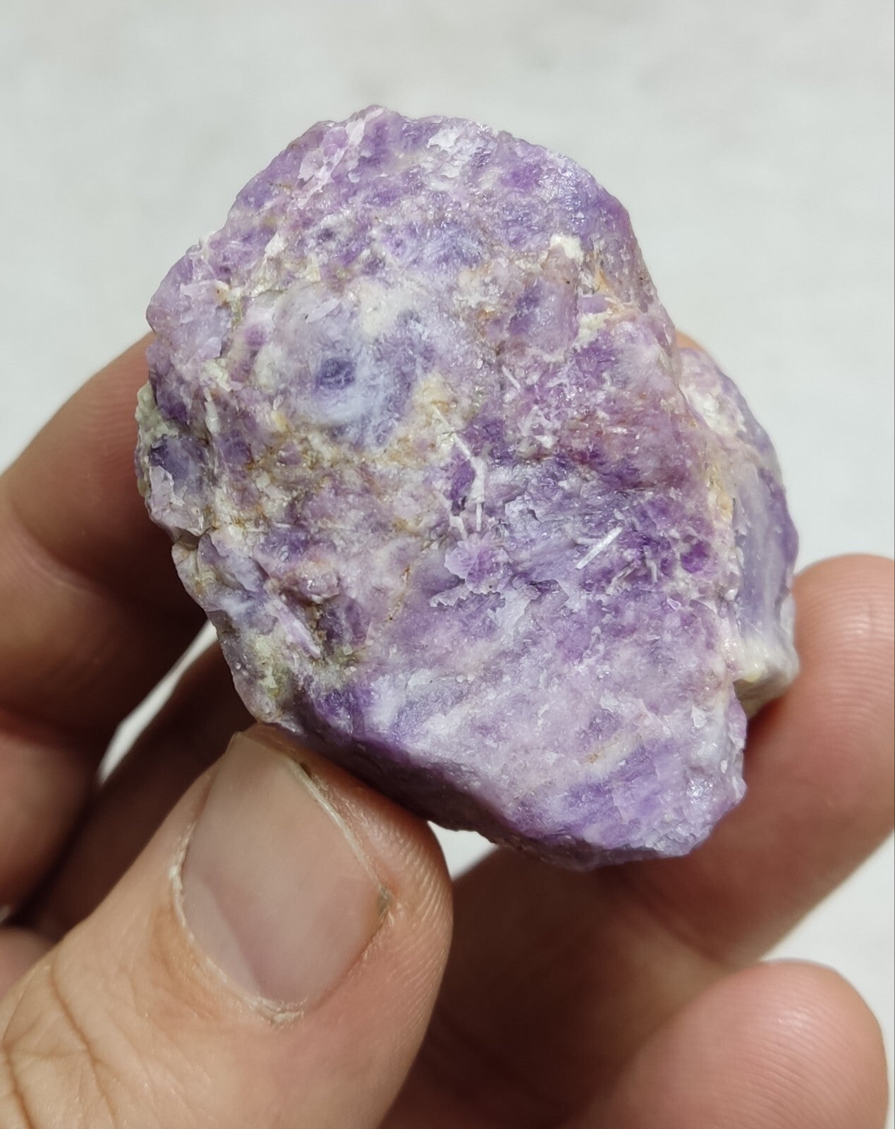 An amazing specimen of fluorescent rough hackmanite chunk 51 grams