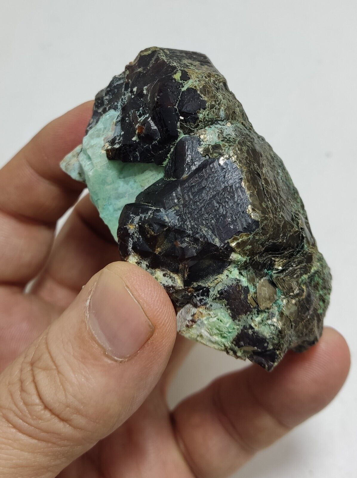 233 grams Aesthetic specimen Garnets cluster andradite garnets natural garnets