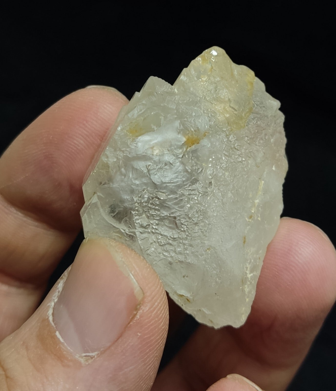 A very Aesthetic Natural terminated gwindel like Quartz crystal 38 grams