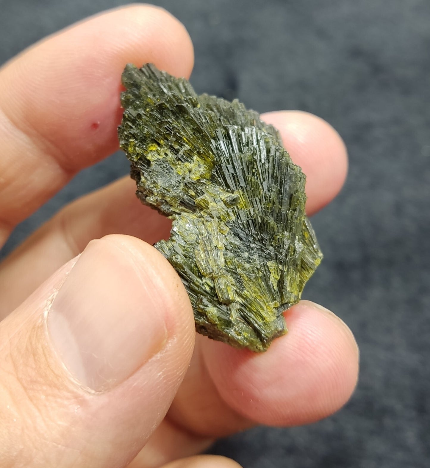 Single natural Epidote Crystal spray formations 20 grams