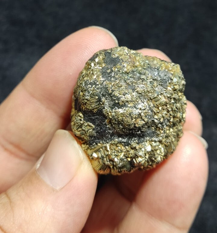 An amazing specimen of pyrite/marcasite 72 grams