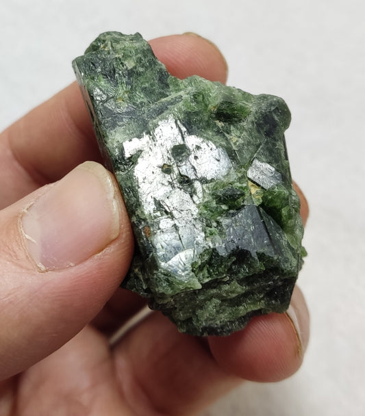An amazing specimen of diopside crystal 61 grams