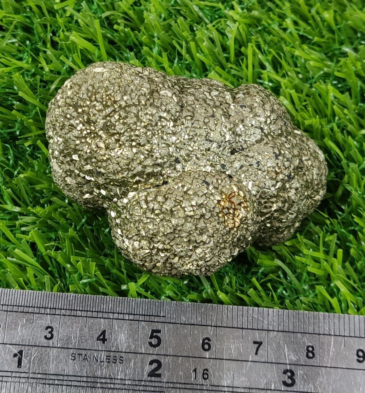 182 grams specimen of pyrite/marcasite 182 grams