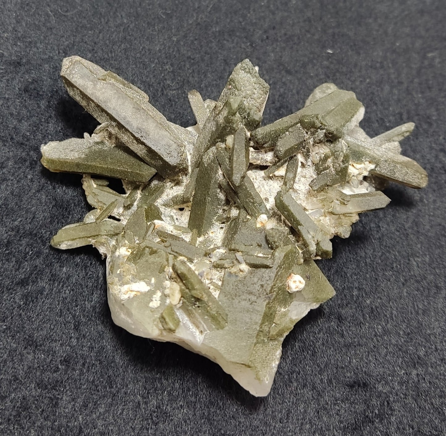 An Aesthetic Natural beautifully terminated Chlorite Quartz cluster 65 grams