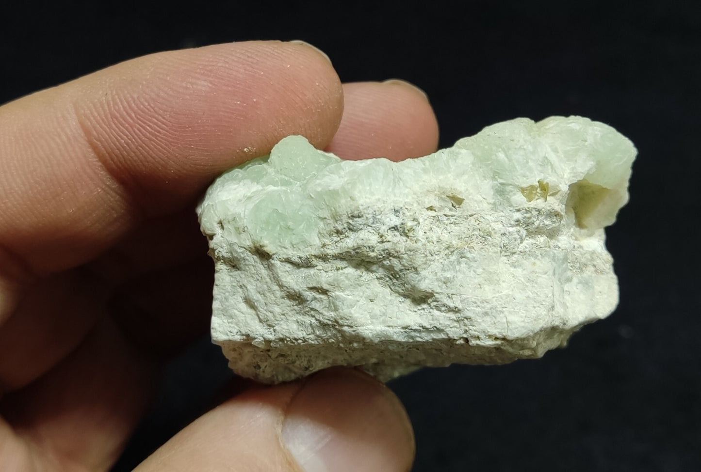 An amazing specimen of prehnite 105 grams