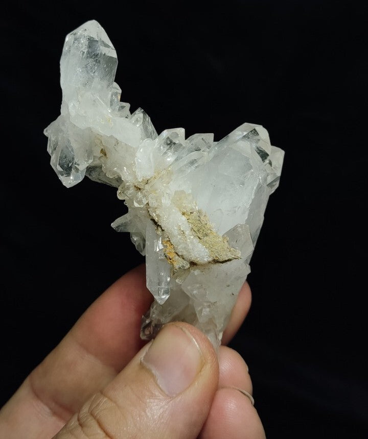 Natural terminated Quartz cluster 74 grams