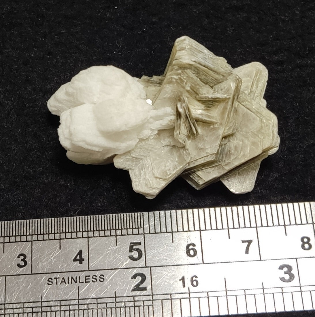 Muscovite specimen with Albite and black tourmaline 16 grams