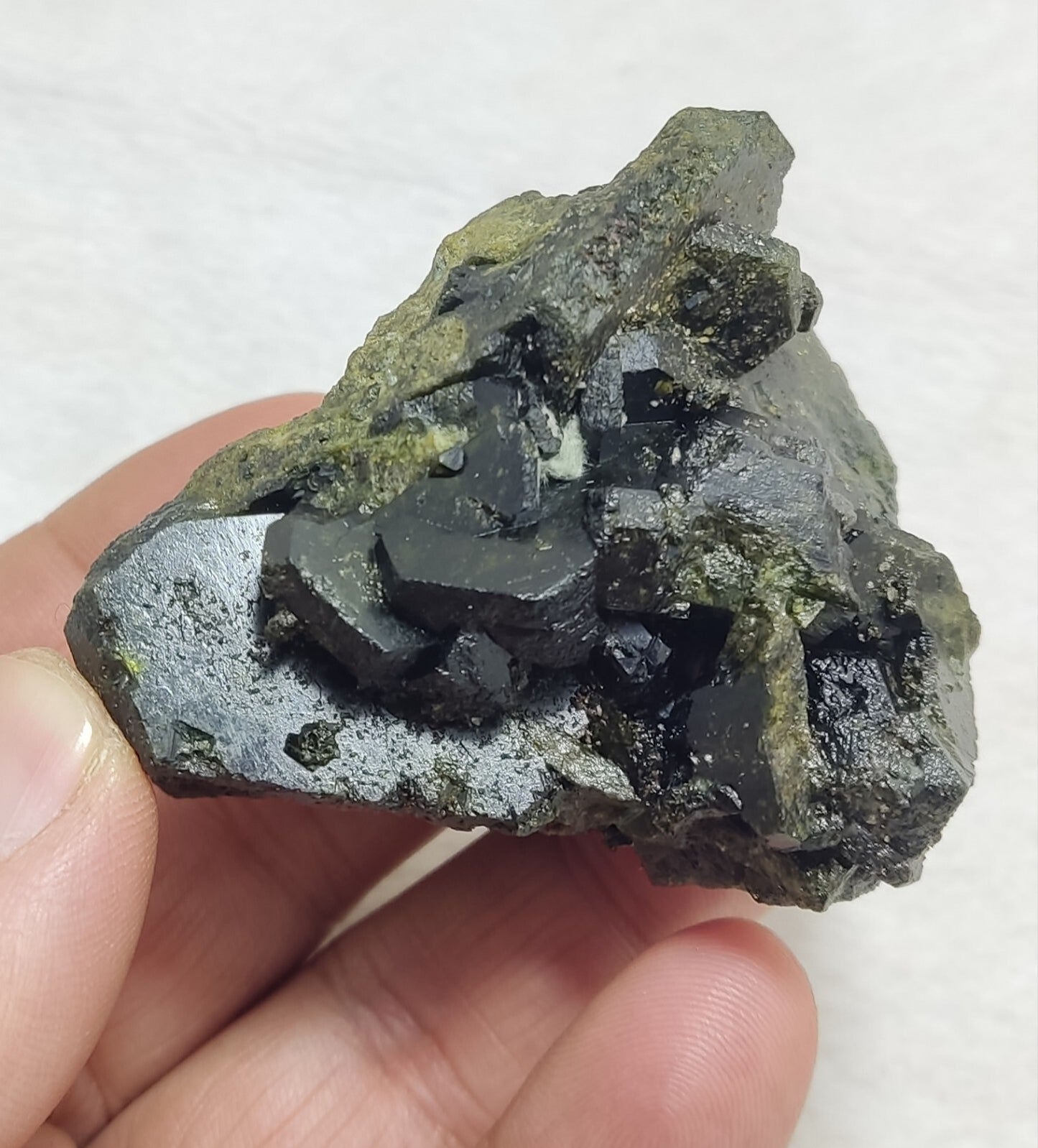 An Aesthetic Natural terminated epidote crystal specimen 159 grams