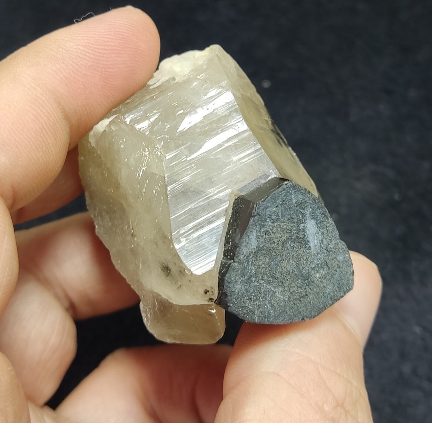 An Aesthetic specimen of black Tourmaline crystal with quartz 87 grams