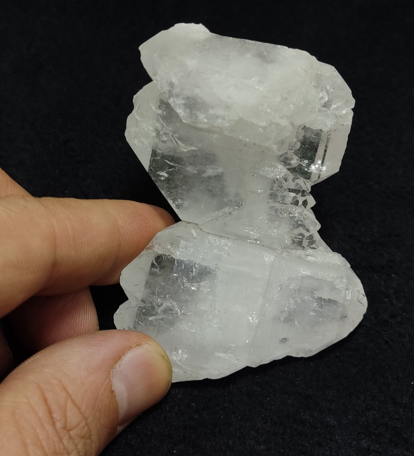 An Aesthetic terminated specimen of faden Quartz cluster 109 grams