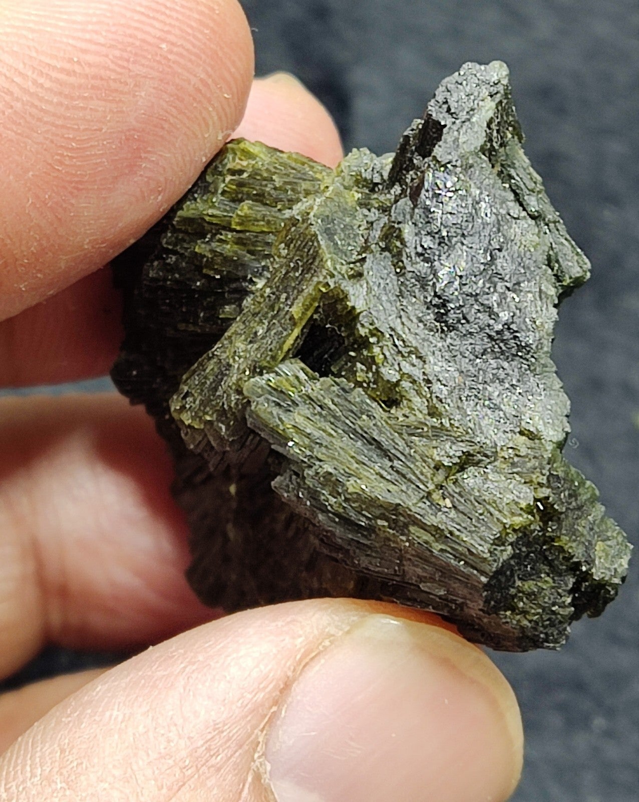 Single natural Epidote Crystal spray formations 39 grams