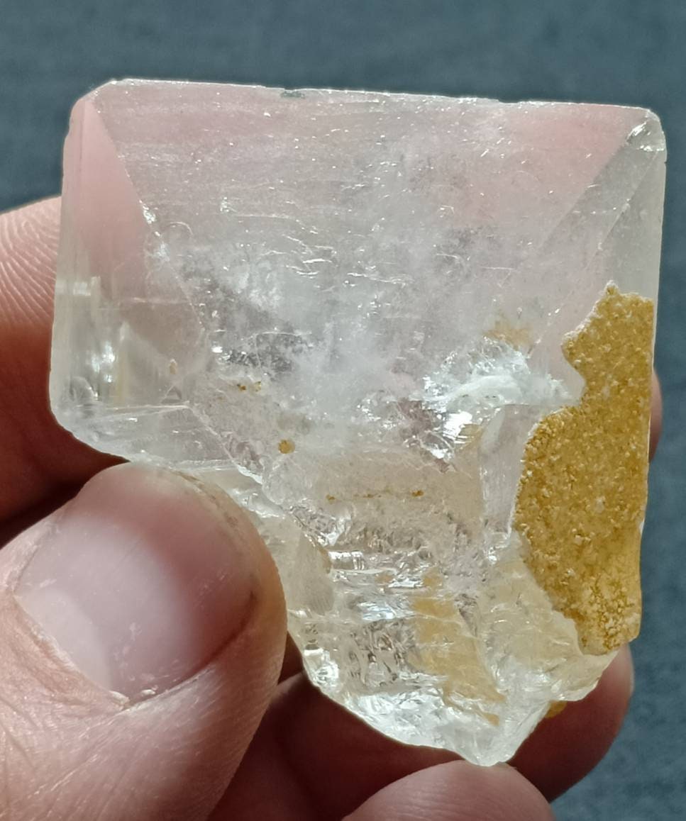 Single beautiful terminated Topaz crystal 53 grams