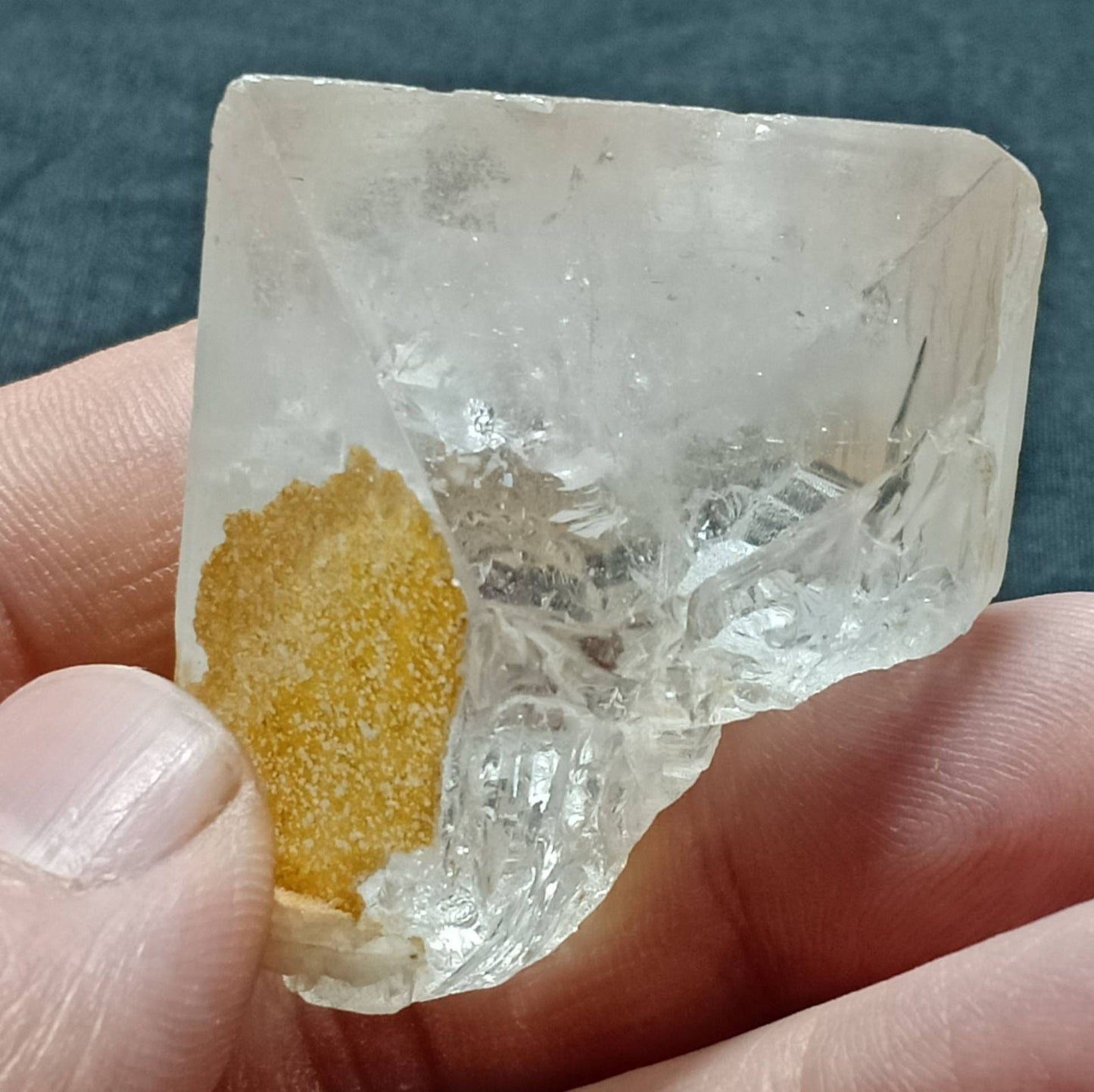 Single beautiful terminated Topaz crystal 53 grams