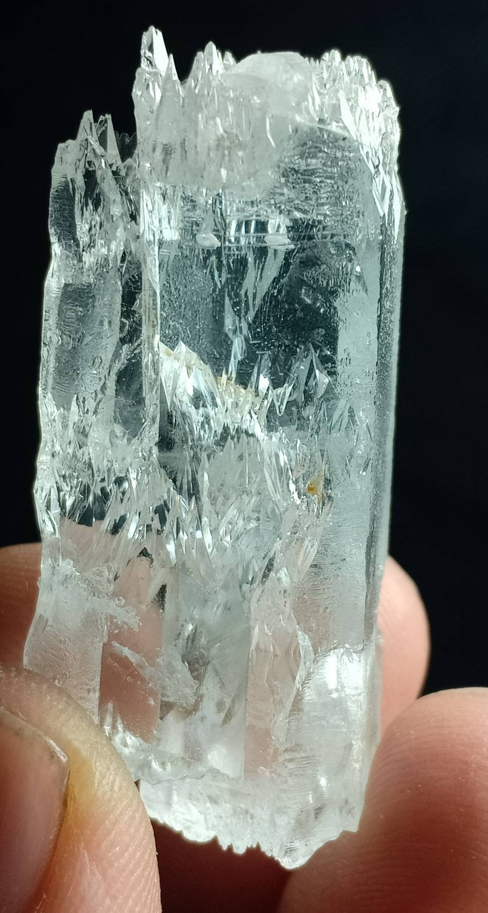 Etched Aquamarine Crystal 45mm in length weight 24 grams