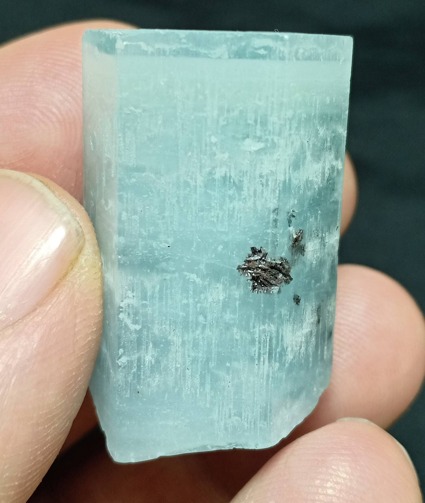 Single beautiful Afghanistan Aquamarine Crystal with tiny tantalite combinations 27 grams