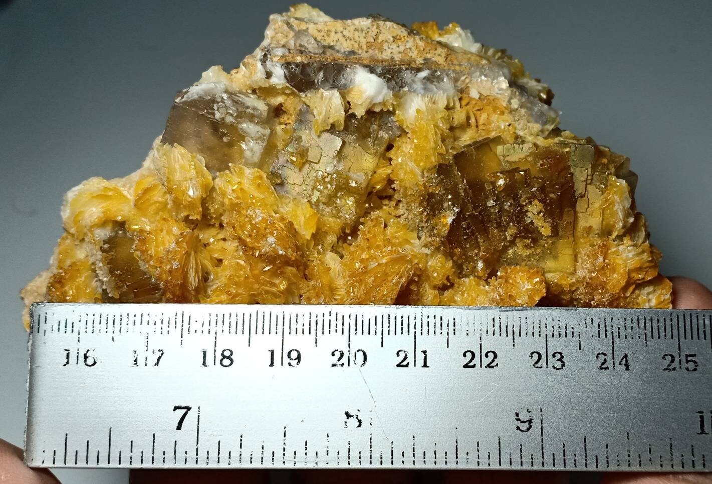 Calcite on Barite Specimen with small Fluorite crystals 280g