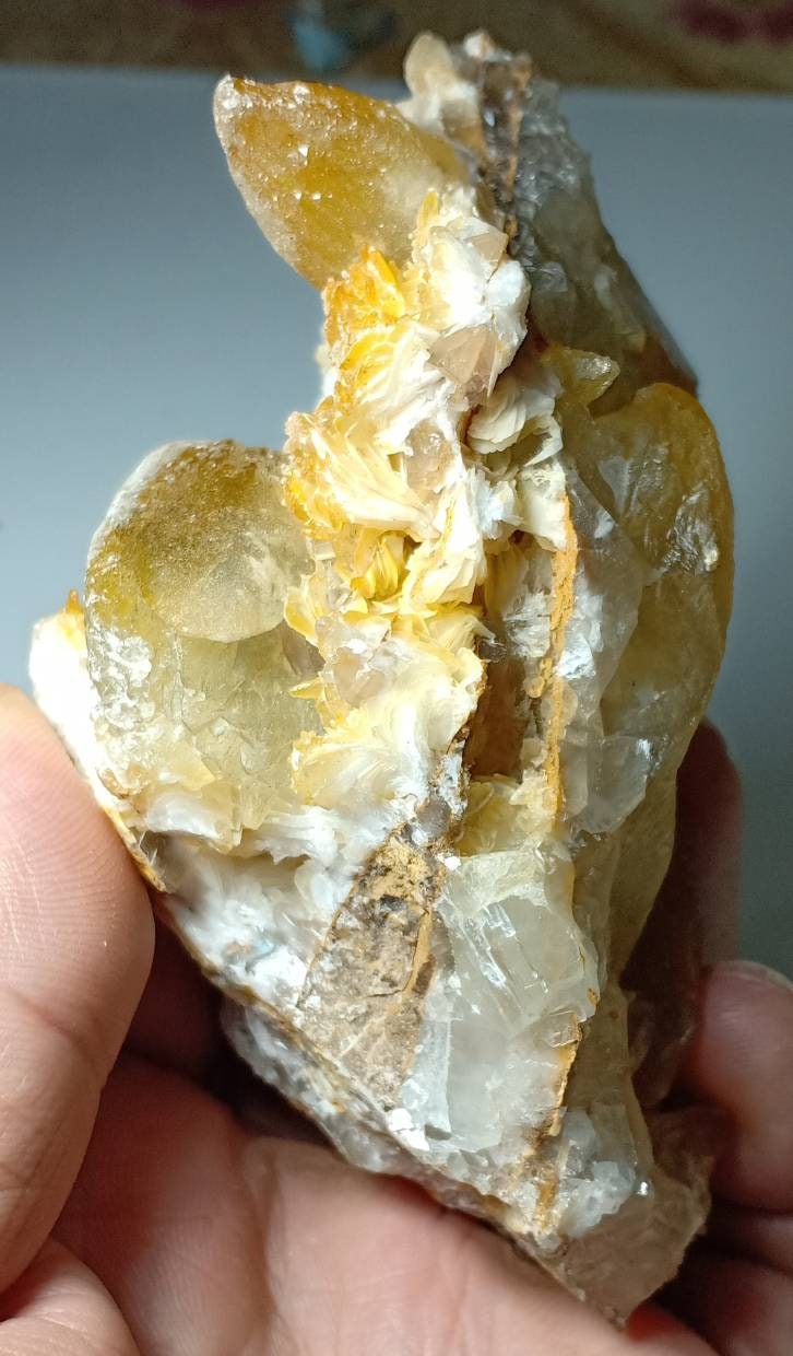 Calcite crystals cluster 312g