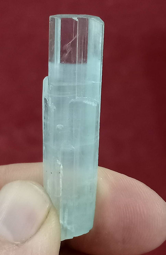 Aquamarine crystal 9 grams