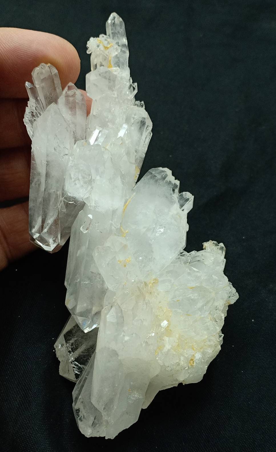 Beautiful single Quartz Crystals cluster with beautiful terminations 170 grams